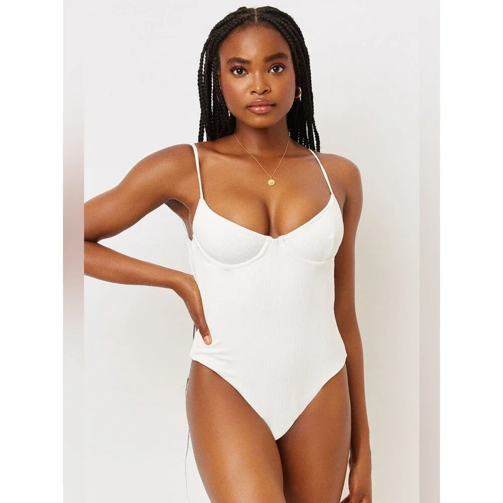Frankies Bikinis Marie Ribbed Underwire One Piece Swimsuit in White M NWT